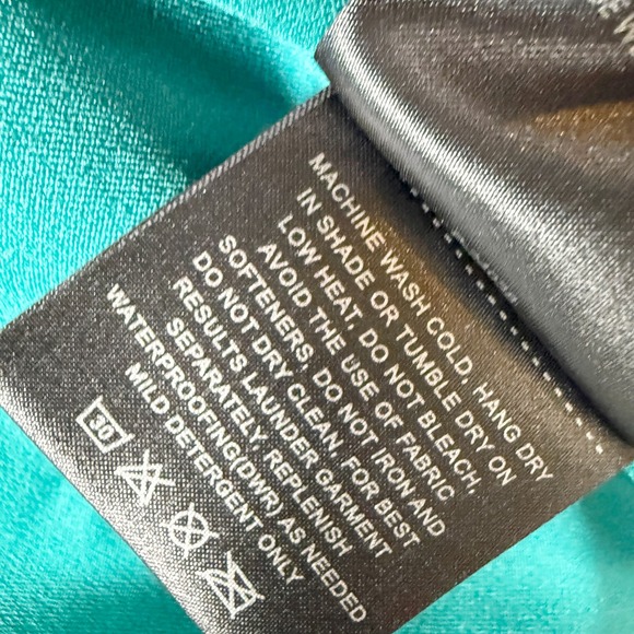 686 Unix Hooded Jacket Size M Mens Deep Lake Blue KCR915, NEW - Picture 9 of 12